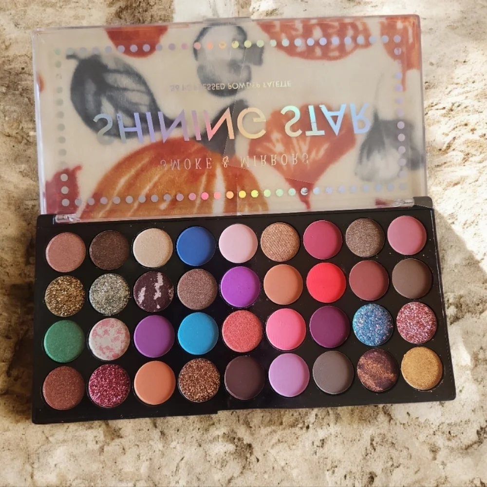 Smoke & Mirrors Shining Star 36 Pressef Powder Eye Shadows NWOT